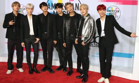 世界中が注目するbts 防弾少年団 の今すぐマネできるおすすめファッション Kpop Monster 世界中が注目するbts 防弾少年団 の今すぐマネできるおすすめファッション Kpop Monster