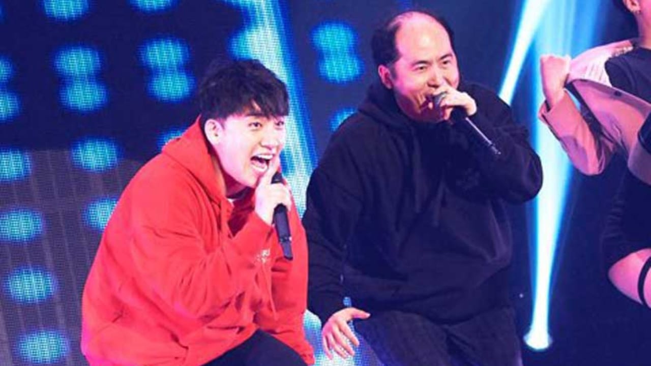 Bigbangのv I ヴィアイ 入隊前最後のソロツアーにトレンディエンジェルの斎藤さんがサプライズ登場 超異色の共演に観客熱狂 Kpop Monster Bigbangのv I ヴィアイ 入隊前最後のソロツアーにトレンディエンジェルの斎藤さんがサプライズ登場 超異色の共演に観客熱狂 Kpop Monster