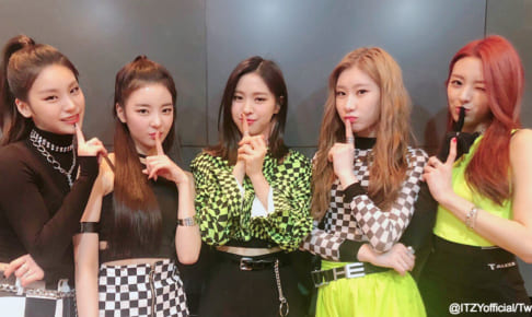Twiceの妹グループ Itzy のデビュー曲のダンスがいきなり変更されファンに衝撃 賛否両論 Kpop Monster Twiceの妹グループ Itzy のデビュー曲のダンスがいきなり変更されファンに衝撃 賛否両論 Kpop Monster