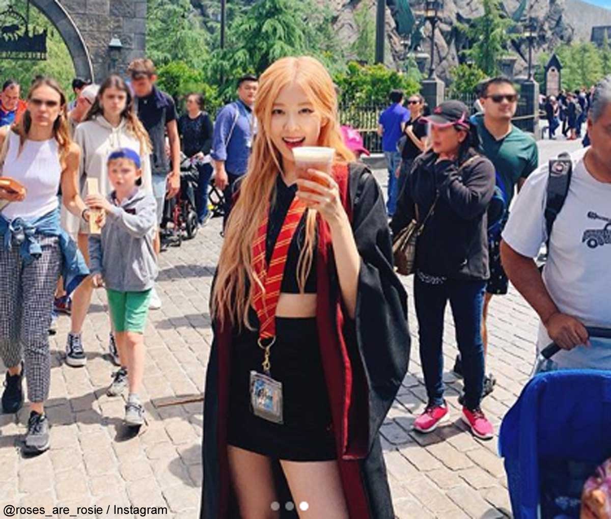 Blackpink ロゼ セクシーなハリー ポッターに変身 米ユニバーサルスタジオで大はしゃぎ 写真あり Kpop Monster