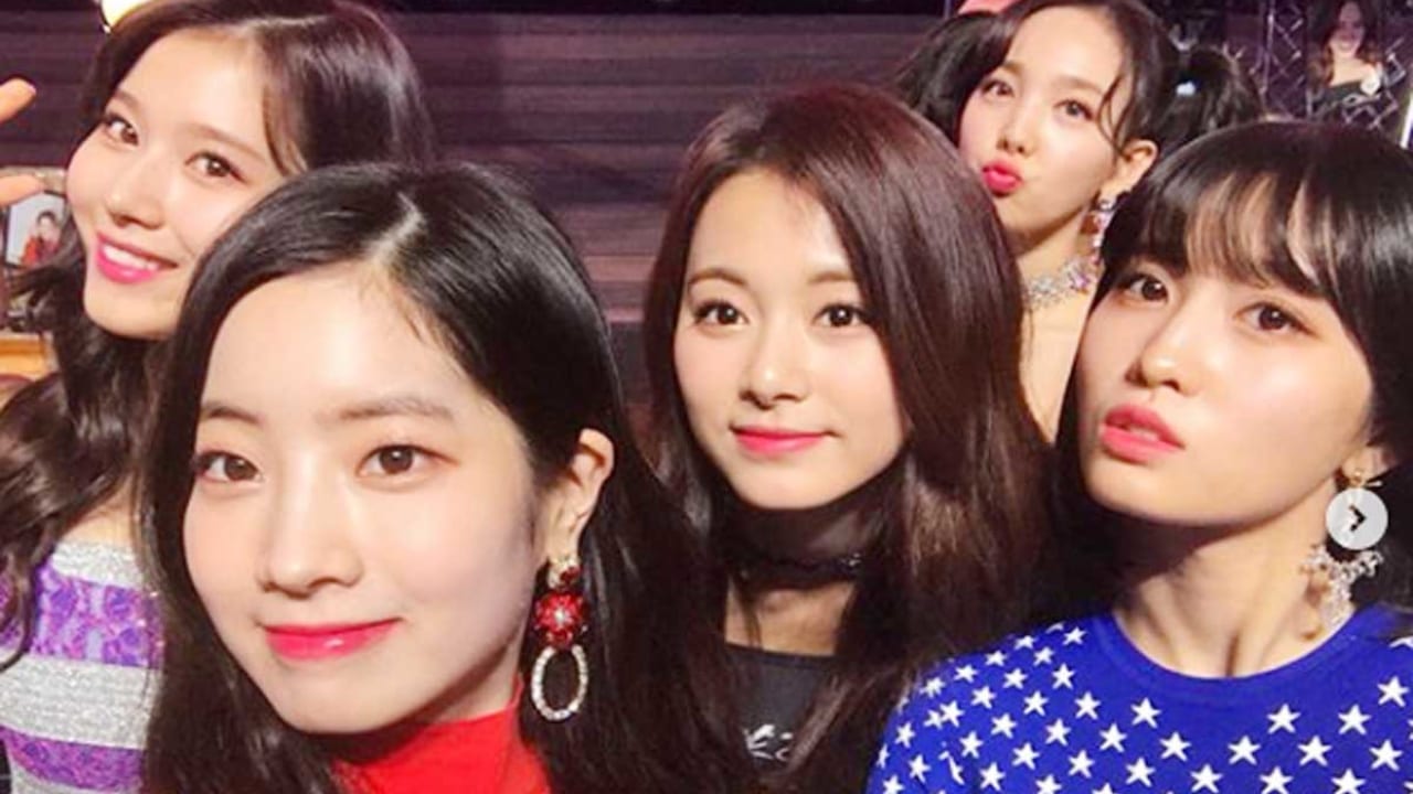 Twiceのメンバーがこれまでに作詞した楽曲を総まとめ あなたが好きな歌はどれ Kpop Monster Twiceのメンバーがこれまでに作詞した楽曲を総まとめ あなたが好きな歌はどれ Kpop Monster