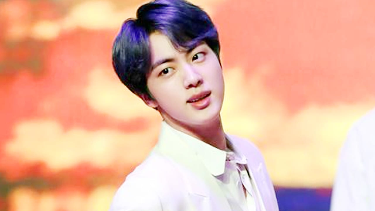 Bts 防弾少年団 ジンが再びヘアカラーをチェンジ Btsカラー の髪色にファン歓喜 写真あり Kpop Monster Bts 防弾少年団 ジンが再びヘアカラーをチェンジ Btsカラー の髪色にファン歓喜 写真あり Kpop Monster