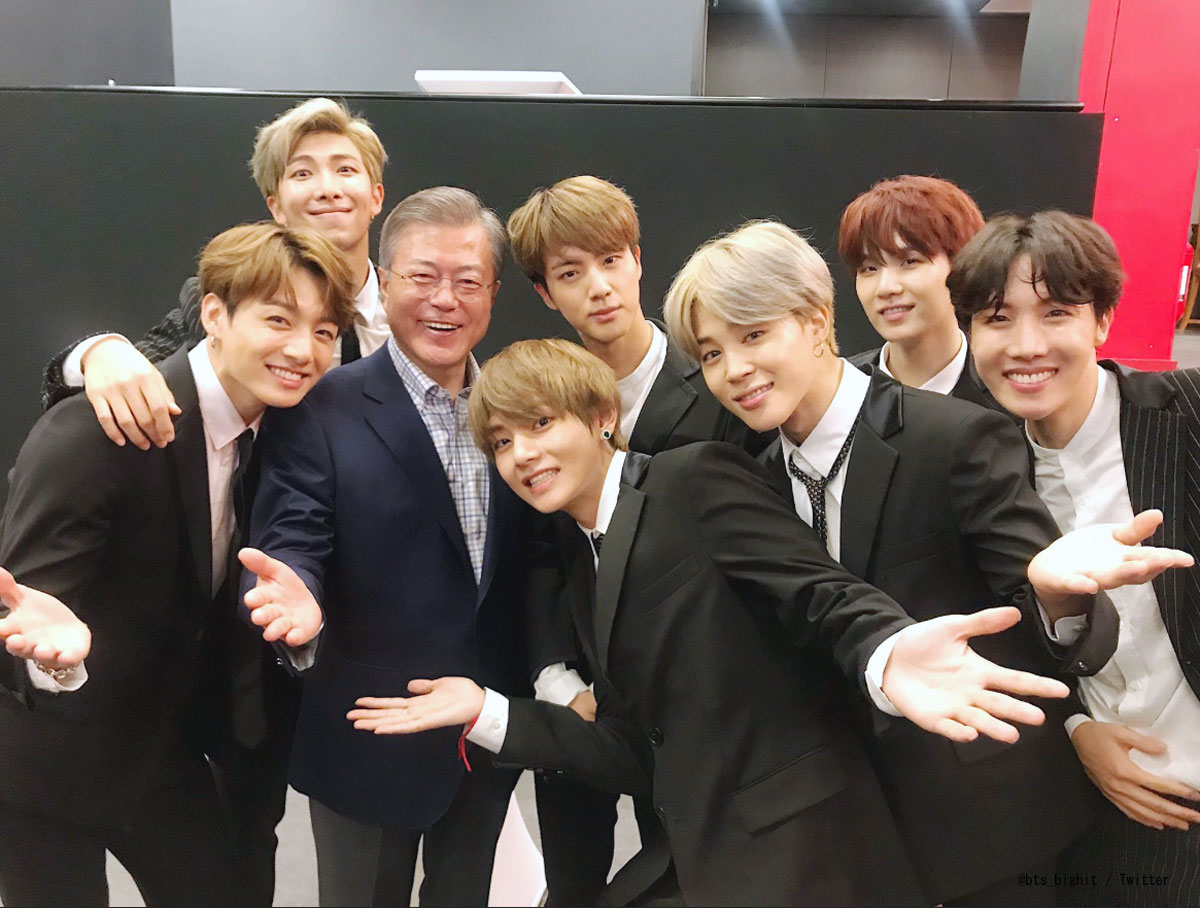 ムン大統領とBTS（防弾少年団）