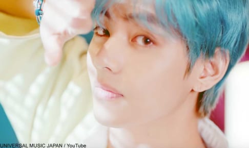 Bts V 聴く者を魅了する深い歌声を世界が評価 ソウルフルな声と広い音域をメディアが絶賛 Kpop Monster