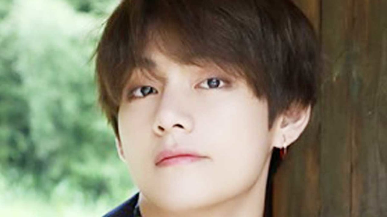 かわいすぎる理由に胸キュン Bts Vが コンサートで顔にスマイルマークを書いたワケ テヒョンのすべてが愛らしい Kpop Monster