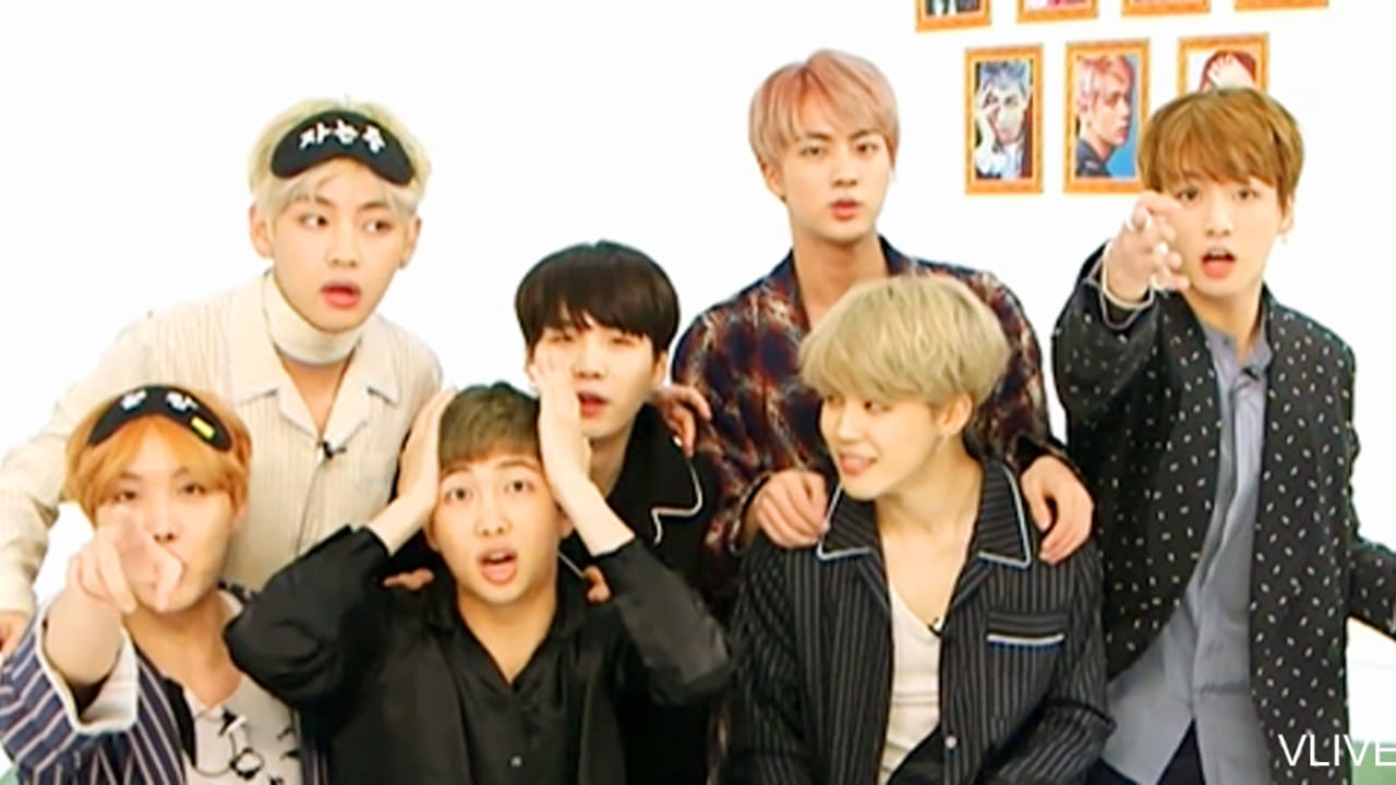 ネタバレ は体を張ってでも阻止する Btsの 全力すぎるネタバレ対抗策 にファン爆笑 どんなときでも発揮される最高の団結力に拍手 Kpop Monster ネタバレ は体を張ってでも阻止する Btsの 全力すぎるネタバレ対抗策 にファン爆笑 どんなときでも発揮される最高の団結力に拍手 Kpop Monster