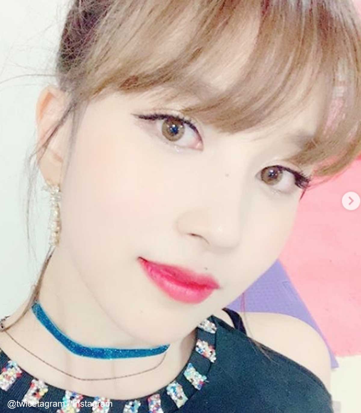 まるでモナリザ Twice ミナ 休養中とは思えない女神のような美貌を披露 格の違う美しさはもはや芸術作品 Kpop Monster