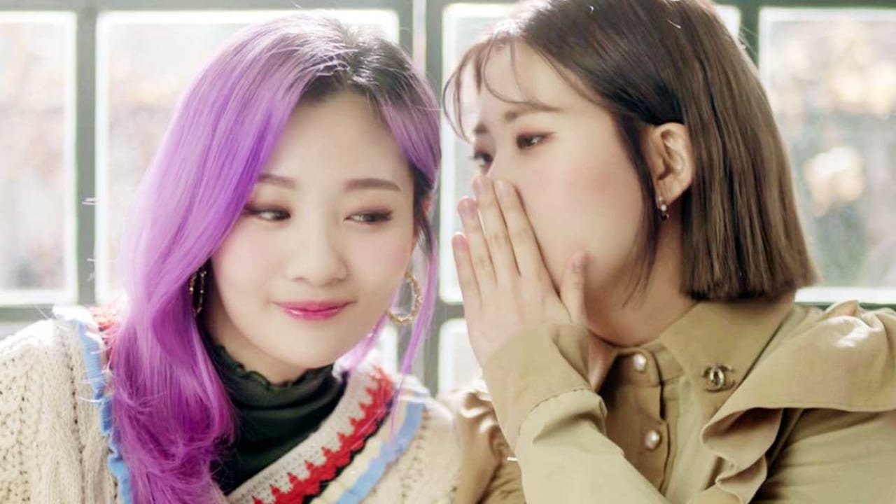 最強k Pop 女性デュオ 赤頬思春期 あかほおししゅんき 日本オリジナル1stシングル Love 先行配信スタート ｍｖが公開 Kpop Monster