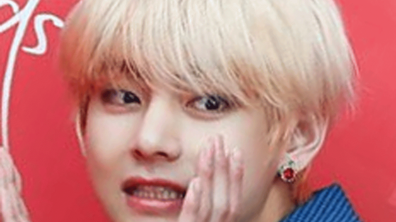 赤ちゃんバージョン Bts V メンバーをまねして Ugh を歌う姿が話題に 満面の笑みで無邪気に歌う様子がかわいすぎる Kpop Monster 赤ちゃんバージョン Bts V メンバーをまねして Ugh を歌う姿が話題に 満面の笑みで無邪気に歌う様子がかわいすぎる Kpop Monster
