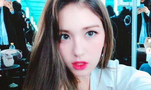 Twice モモ ダヒョン 毎日泣いていた という厳しいダイエット生活を振り返る 食堂の使用を禁止された時期もあった Kpop Monster