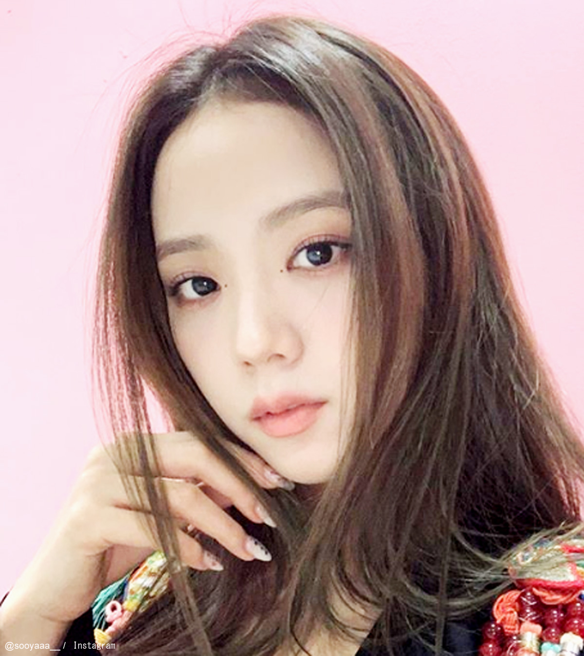 BLACKPINK ジス JISOO VINYL MAKE UP ステッカー - blog.knak.jp