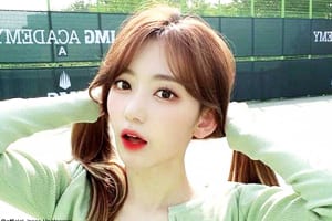 IZ*ONE 宮脇咲良