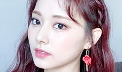 TWICE ツウィ