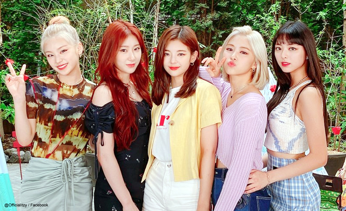 ITZY （左から）イェジ、チェリョン、リア、リュジン、ユナ