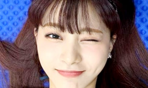 TWICE ツウィ
