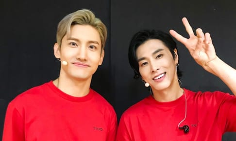 東方神起（左：チャンミン 右：ユンホ（ユノ））