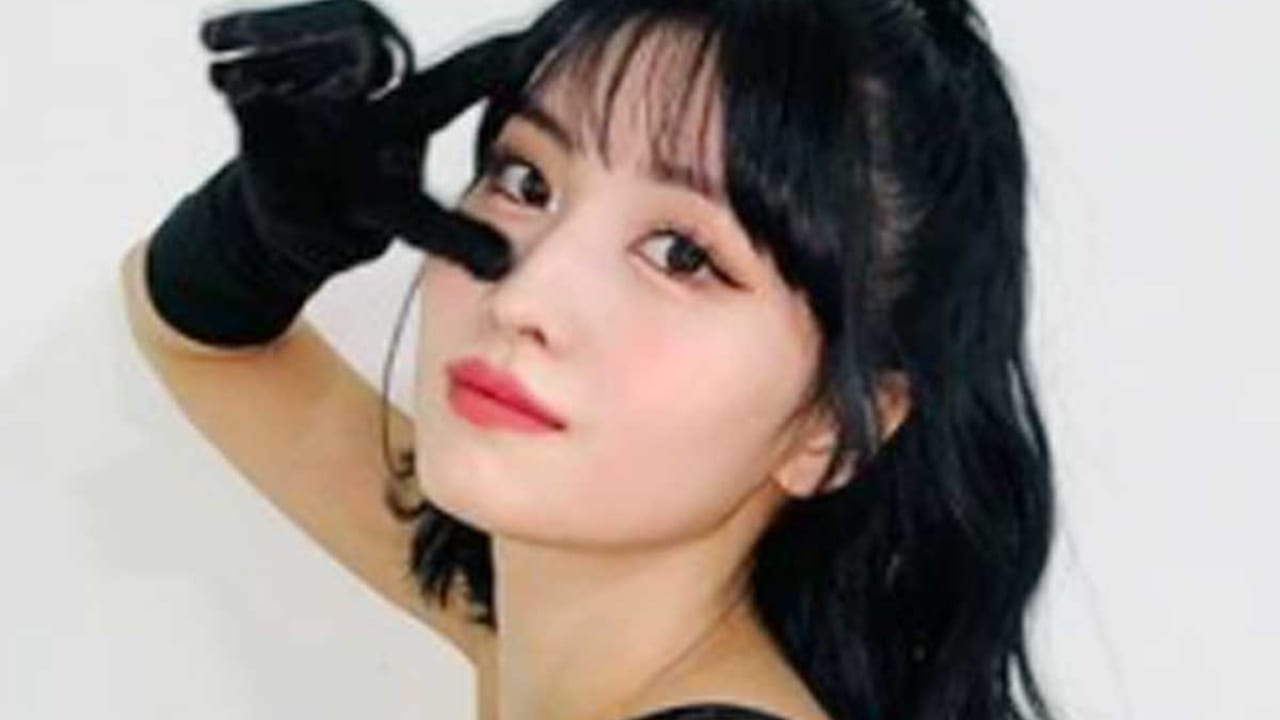 Twice モモ 抜群のスタイルでファッションに革命 話題のあの衣装はまさかのアレからできていた スタイリストの技術力の高さにも拍手喝采 Kpop Monster Twice モモ 抜群のスタイルでファッションに革命 話題のあの衣装はまさかのアレからできていた スタイリストの技術力の高さにも拍手喝采 Kpop Monster