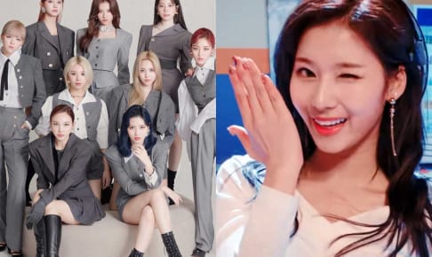TWICE、サナ（右）