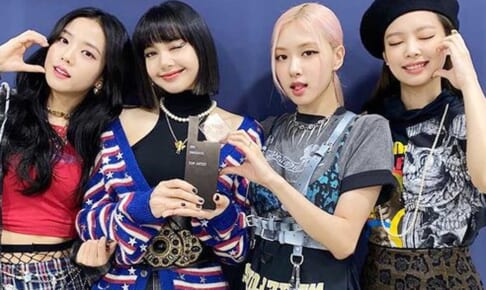 Twiceのサナ Blackpinkのリサ K Popアイドルがこぞって着用 パッと目を引く華やかなデザインが超絶かわいいピンクのカーディガンに注目 Kpop Monster