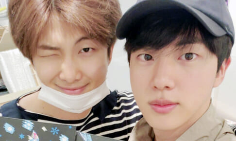 （左）BTS RM（右）ジン