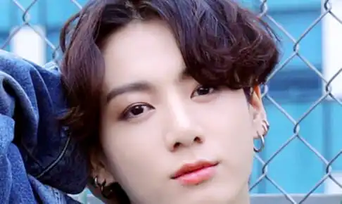 Bts ジョングクにそっくりな４人のアイドルを紹介 そのシンクロ率はもはや 双子 どれほど似ているのかチェック Kpop Monster