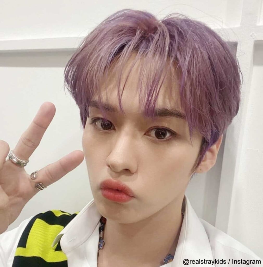 Stray Kids リノの“おしりハンター”がついにバックダンサーにまで浸透！？ 本番前にポンッとたたく・・ 仲のよさが伝わる様子にほっこり ...