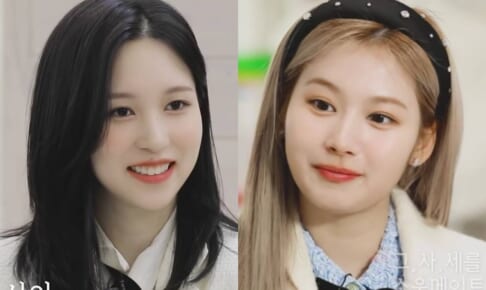 TWICE ミナ（左）、サナ（右）