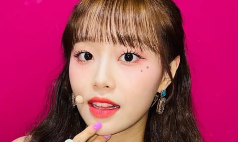 LOONA チュウ