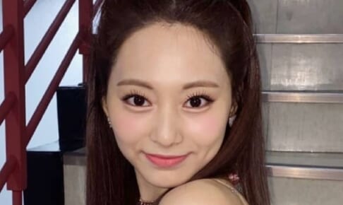 TWICE ツウィ