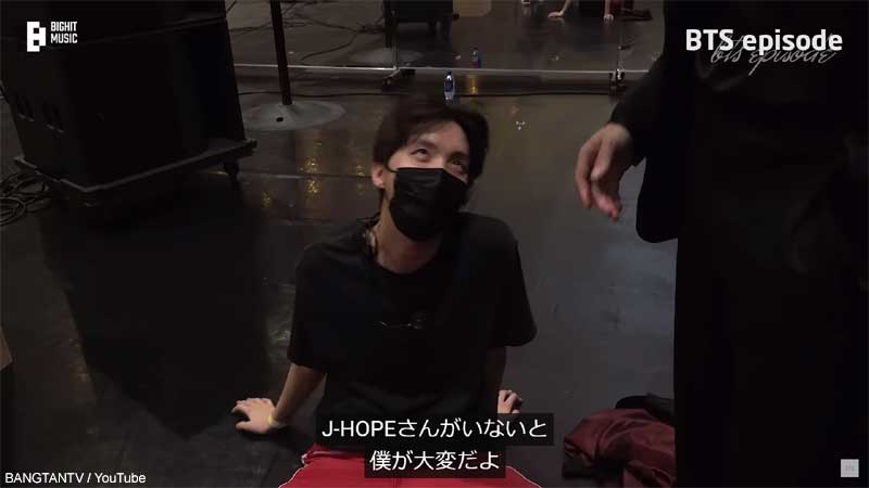 J-HOPEに話しかけるジミン