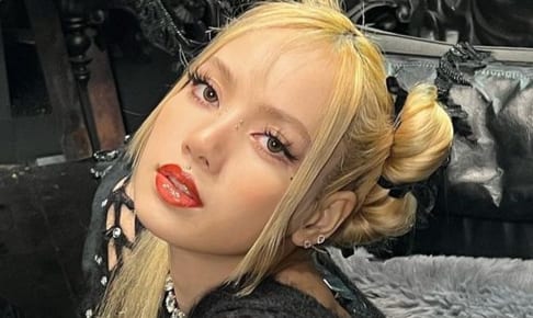 BLACKPINK リサ