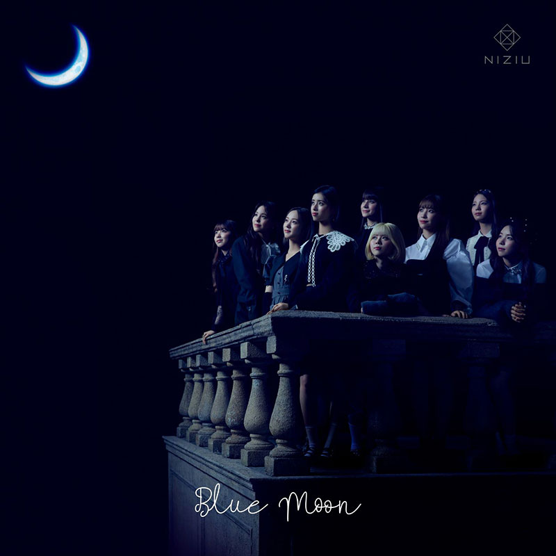 『Blue Moon』ジャケット写真（通常盤）