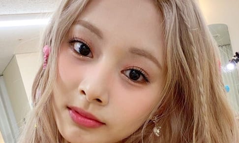 TWICE ツウィ