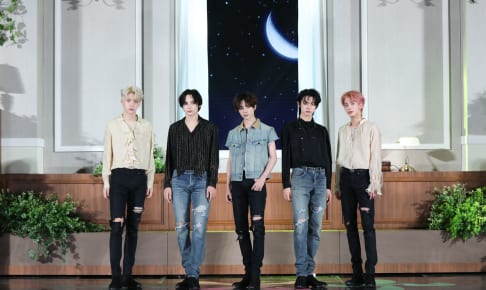TXT / (P)&(C) BIGHIT MUSIC