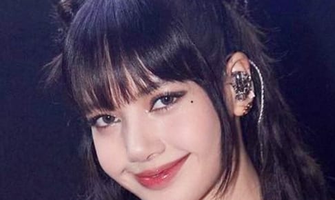BLACKPINK リサ