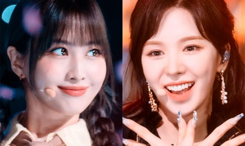 （左）TWICE モモ（右）Red Velvet ウェンディ