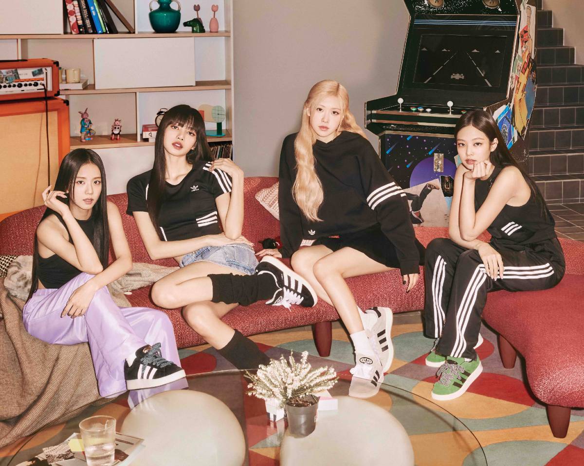 14周年記念イベントが Blackpink Adidas コラボステッカー agapeeurope.org