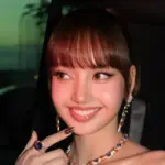 BLACKPINK リサ
